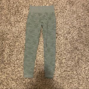 Gymshark camo seamless